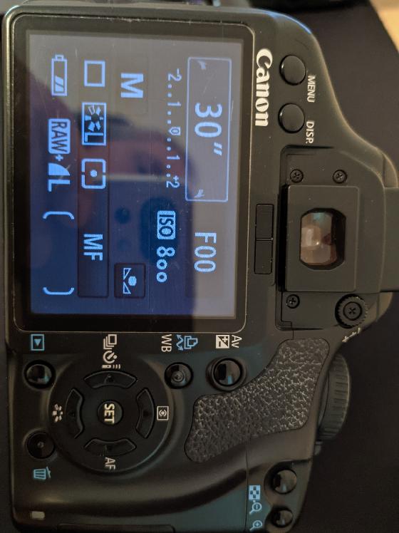 Apn canon 450D defiltrés et nombreux accessoires 