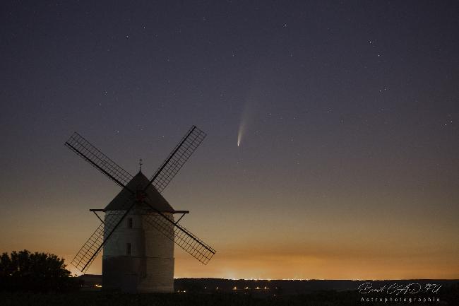 Neowise et le moulin de Nortbécourt (62)