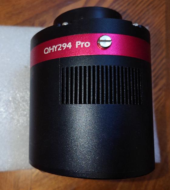 vends une camera qhy 294M-pro en tres bon etat