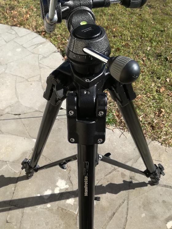 Trépied  MANFROTTO 161MK2B (noir)+tête Gitzo G-1570M 