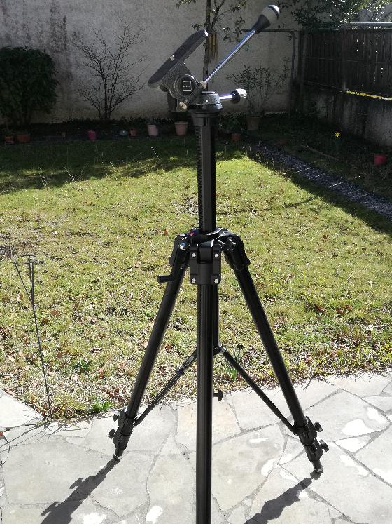 Trépied  MANFROTTO 161MK2B (noir)+tête Gitzo G-1570M 