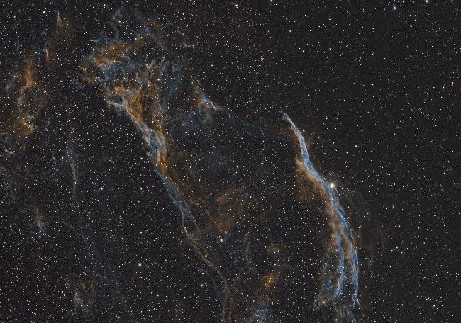 Les Dentelles (NGC6974 + NGC6960)