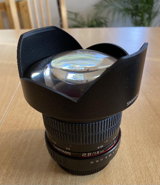 Objectif Samyang 14mm / F2.8 pour Canon