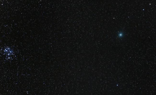 Wirtanen et les Pleiades