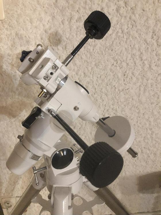 Monture équatoriale Skywatcher NEQ3 + trépied + viseur polaire