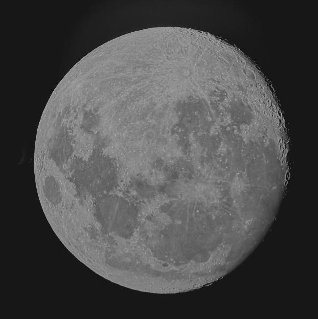 Lune le 17 février 2019 au soir 