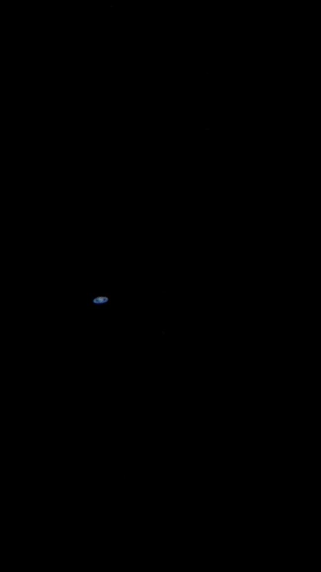 Saturne de très très loin !