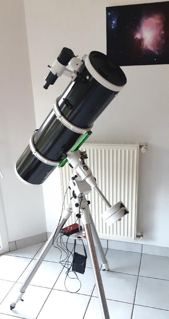 Télescope Sky-Watcher 200/1000 Black Diamond sur EQ5 motorisée