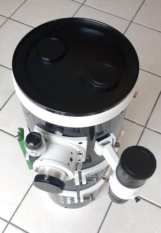 Téléscope Newton skywatcher quatro 200/800