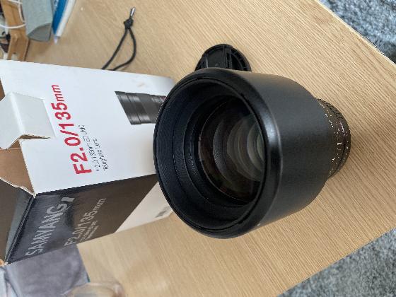 Objectif Samyang 135mm F2.0