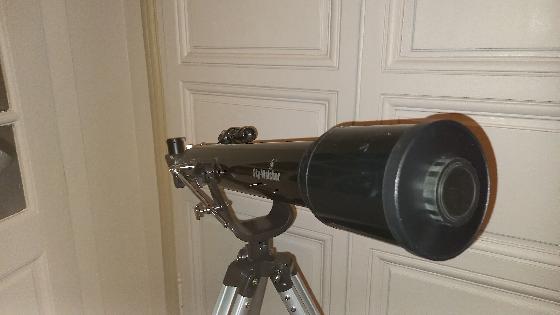 Lunette astronomique Sky-Watcher 70/700 