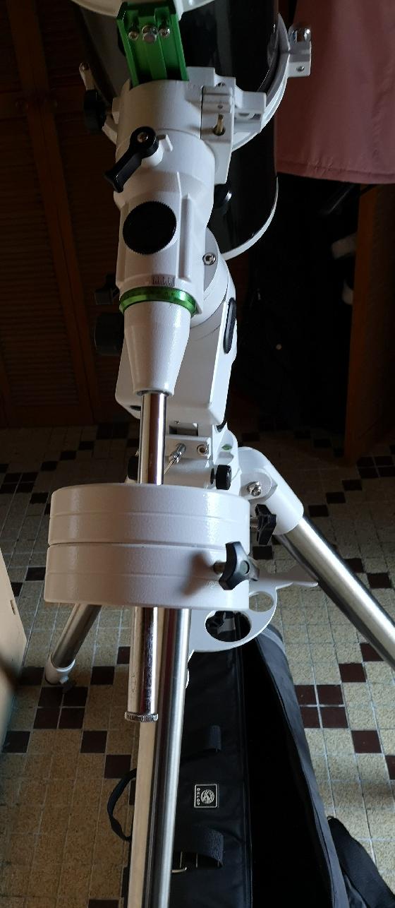 TELESCOPE 150/750 avec monture NEQ5