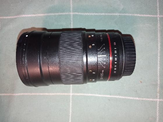 Samyang 135mm f/2+Masque de Bahtinov+bague commlite monture Sony