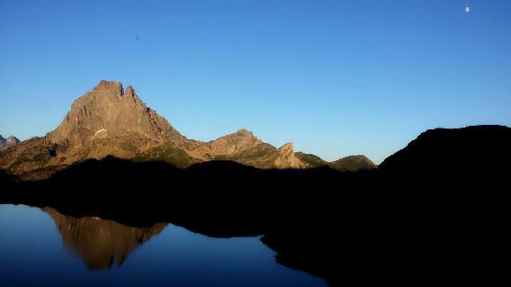 L'Ossau et la Lune