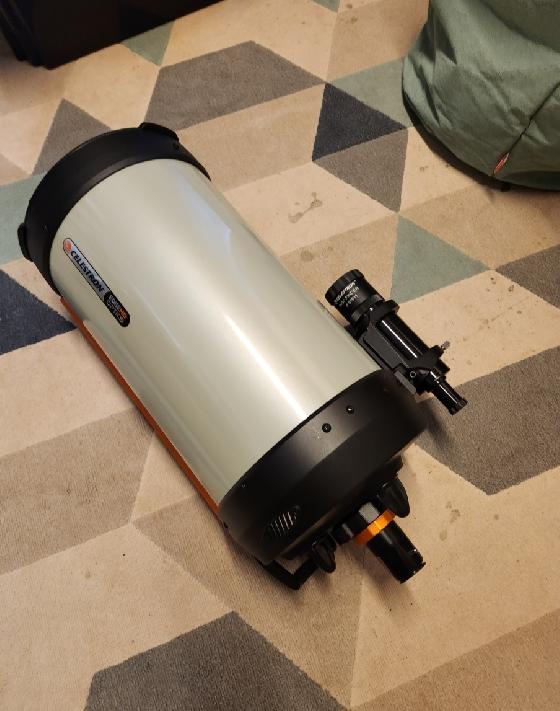 Echange ou vends tube celestron c 9.25 HD encore garanti  et accessoires 