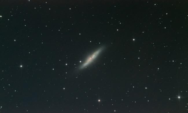 M82 (157993690000000000000 Kms)