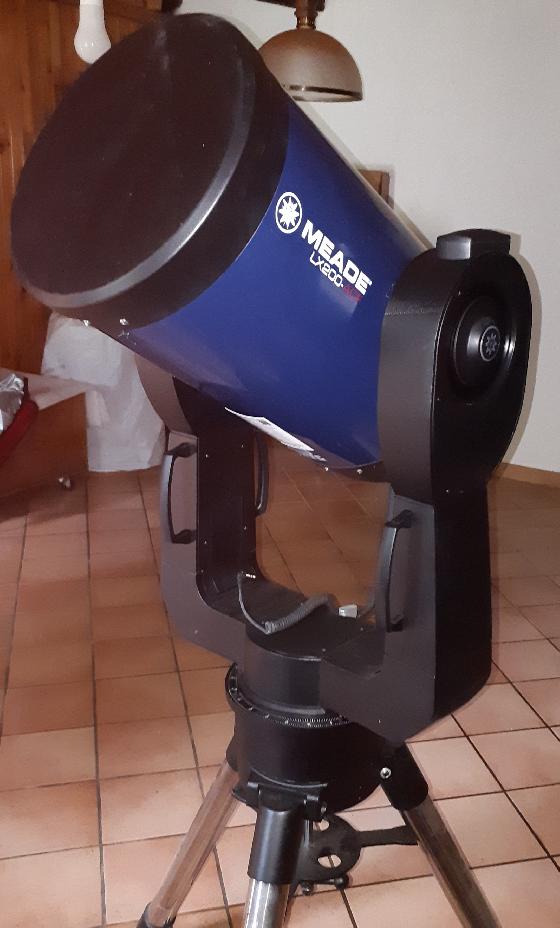 MEADE LX200 ACF 10 “ avec GPS et AutoStar II Hand Controler.   E