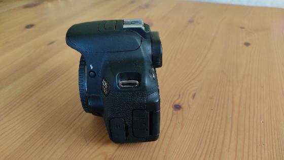 Canon EOS 700D defiltré partiel (possible total sur demande) 8000 déclenchements