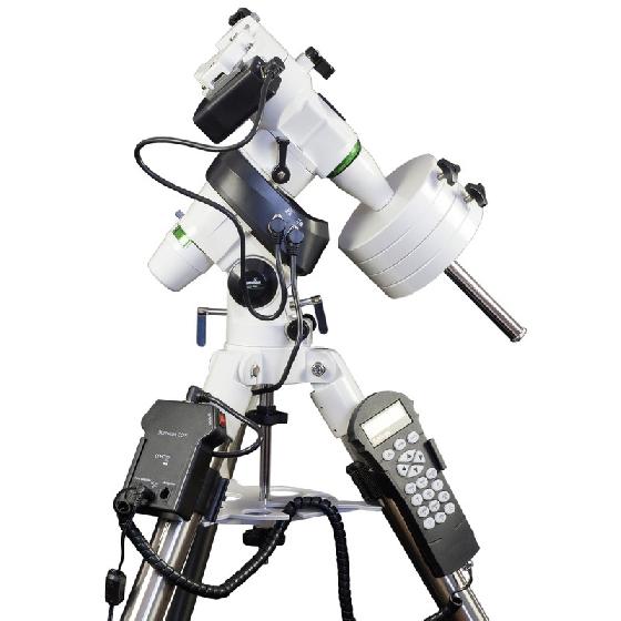 Sky-Watcher télescope et monture EQ5 Pro presque neuf