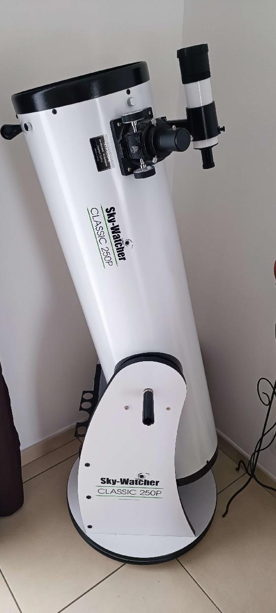 Vends Dobson Skywatcher 254/1200 et accessoires