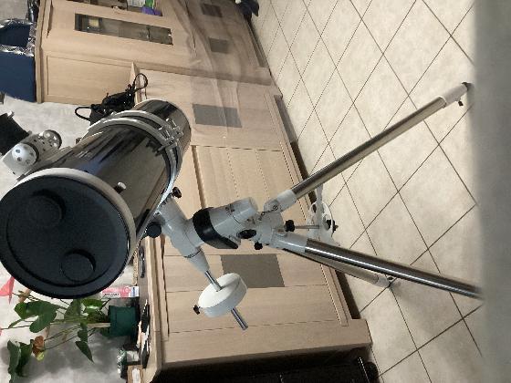 Télescope skywatcher 200mm 1000mm