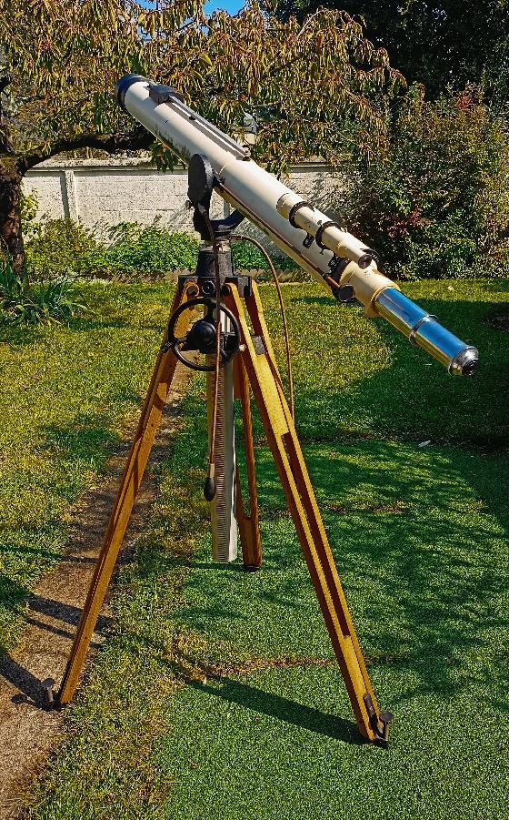 Lunette Secretan année 50-60 avec chercheur/monture bois/accessoires