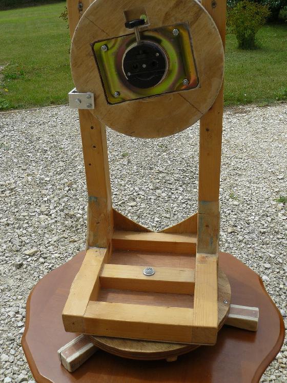 Petit dobson de table avec Newton 150/750 et lunette Skylux