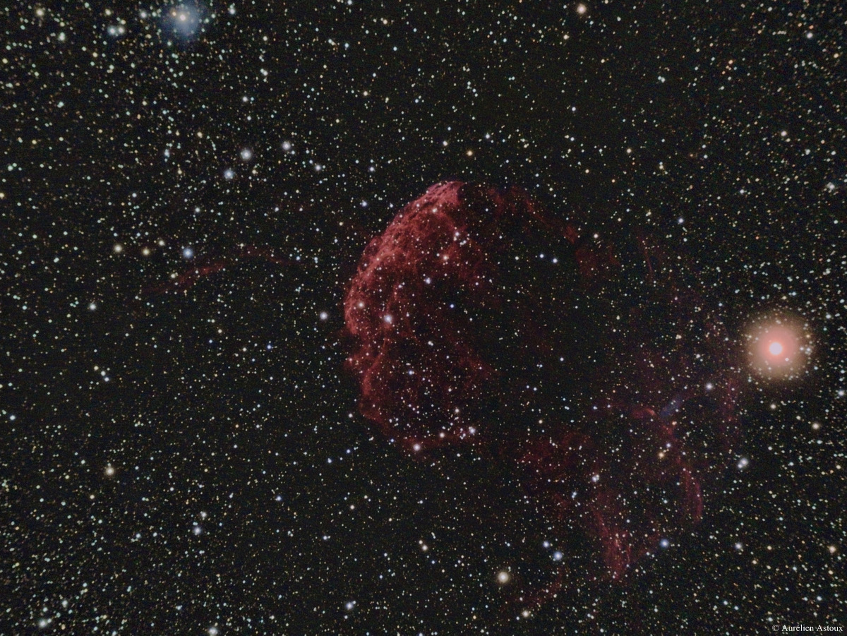 132389IC443a6cropreducgrad.jpg