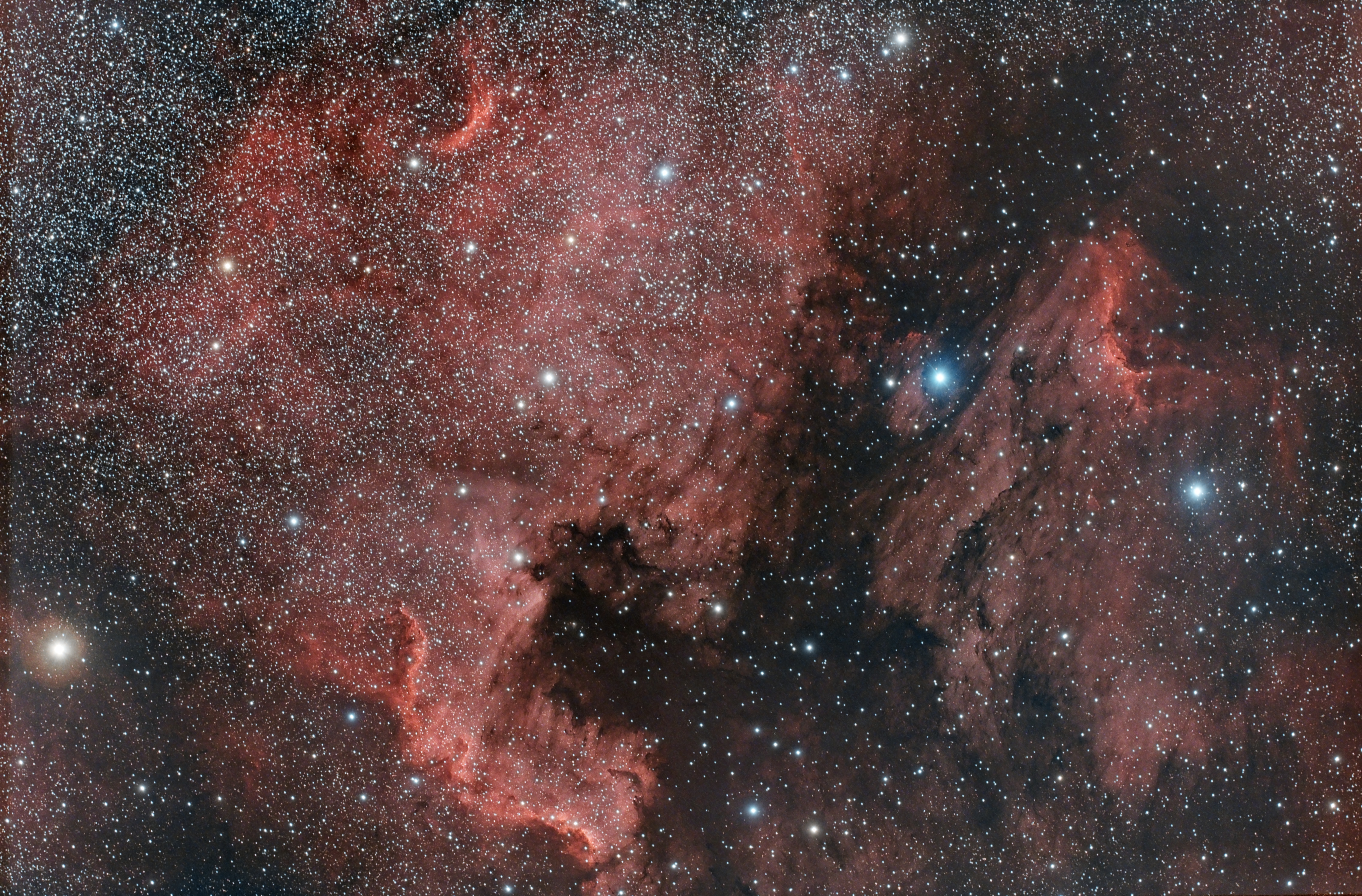 160909-NGC7000_IC5070-North_America-Pelican-74x10min.jpg