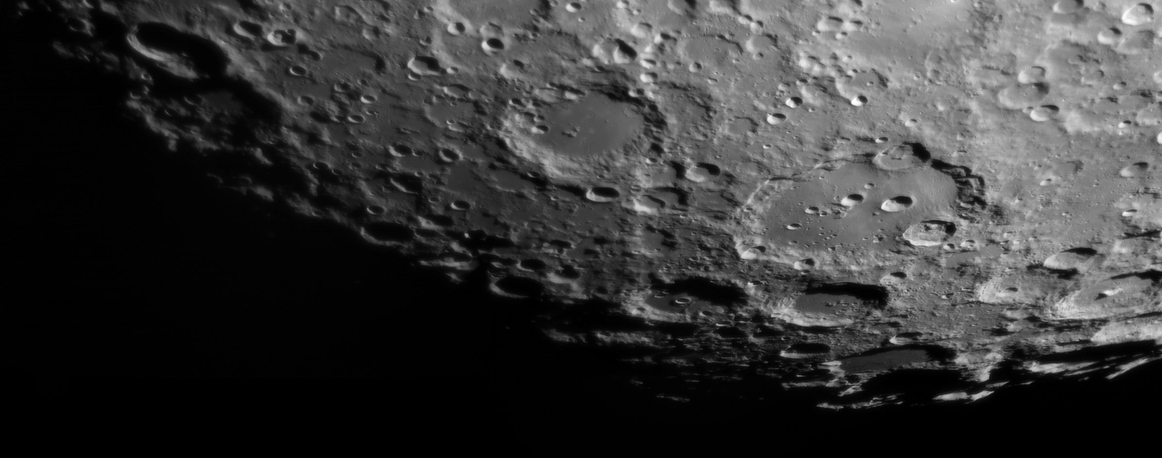 20090405_lune_clavius_sud2.jpg