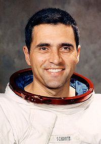 200px-Harrison_H._Schmitt.jpg