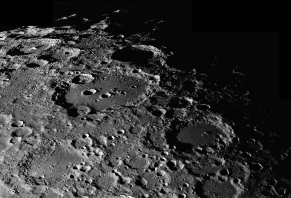 2012_04_01_Lune_Clavius_b25_1.jpg