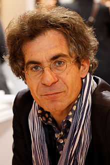 220px-Salon_du_livre_de_Paris_2011_-_Etienne_Klein_-_005.jpg