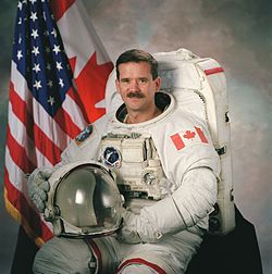 250px-Chris_Hadfield.jpg