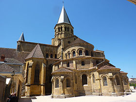 280px-Chevet_de_la_Basilique.jpg