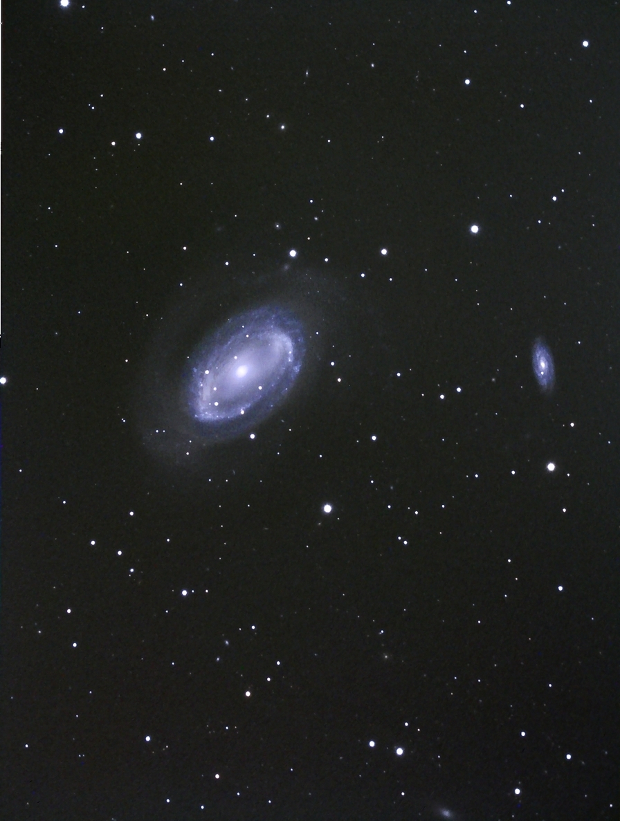 285897ngc4725.jpg