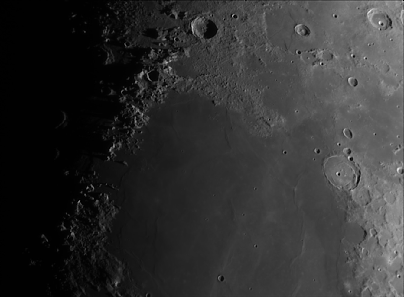 296179lune20170403220101.jpg