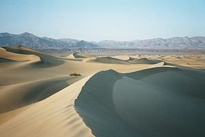 300px-DeathValleyDunes4.jpg