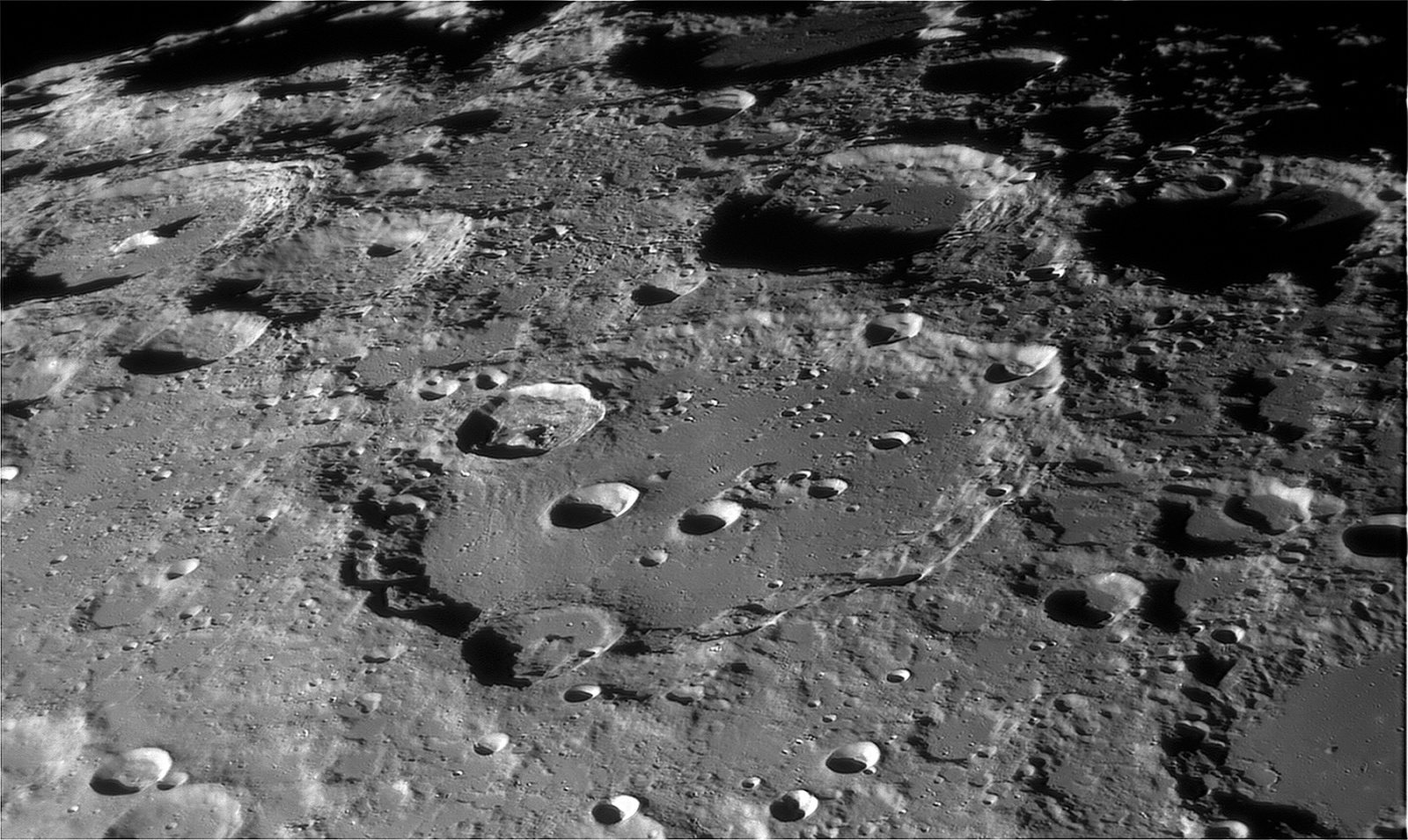 488730clavius.jpg