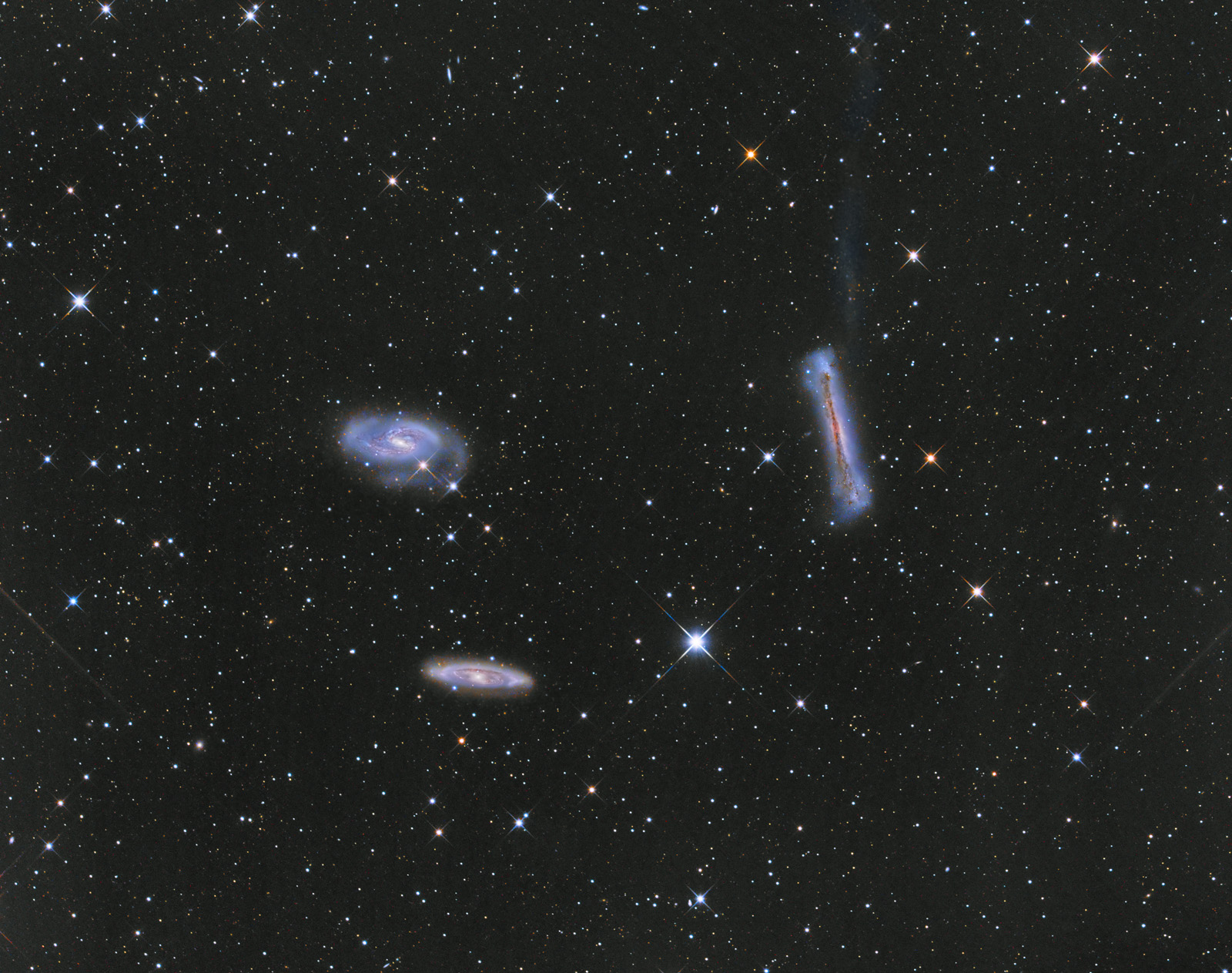 536063Trio1600.jpg