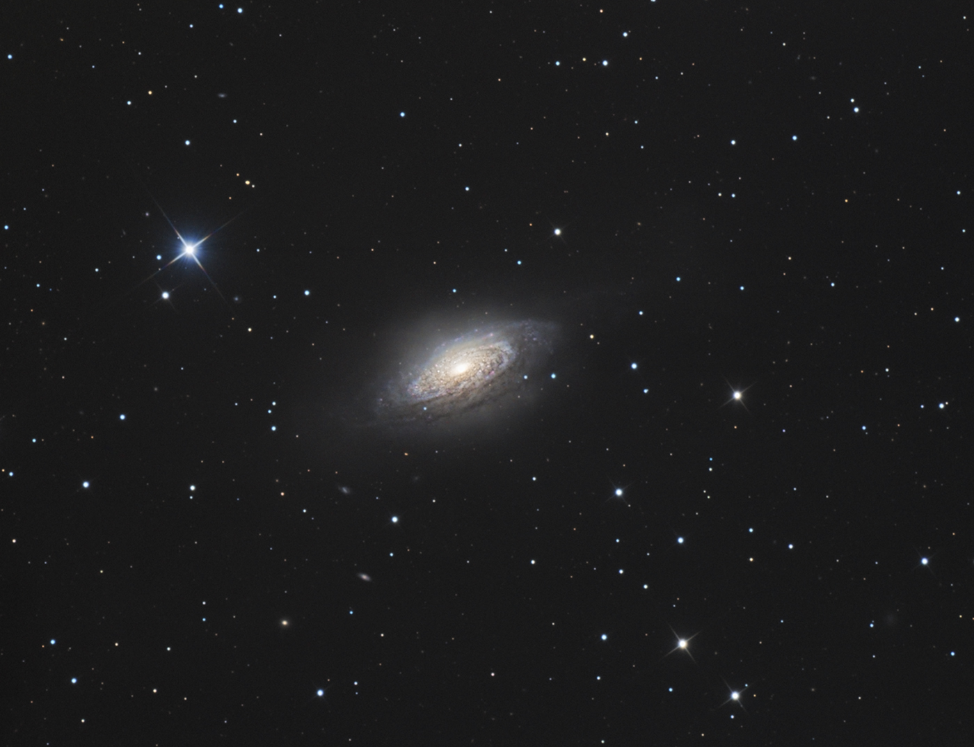 572849NGC3521web1400pix.jpg