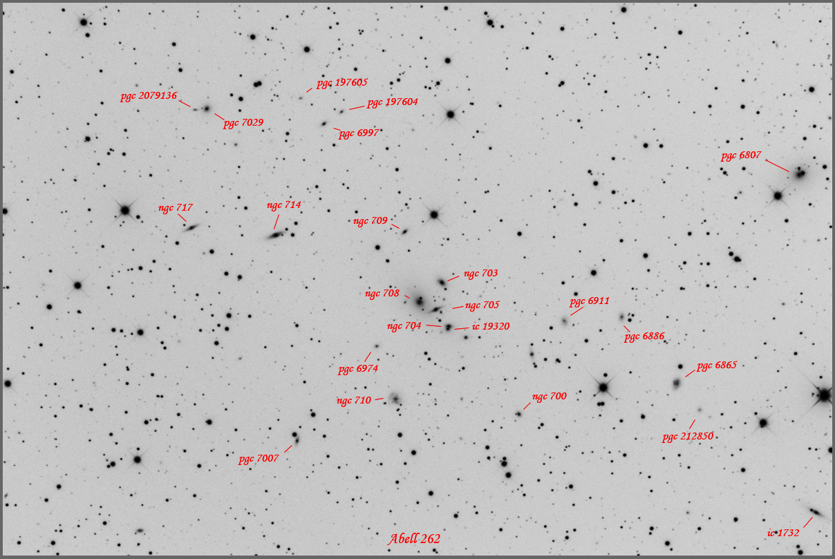 Abell%20262%20r%e9duit%20invers%e9%20RC%20STL%20novembre%202011.jpg