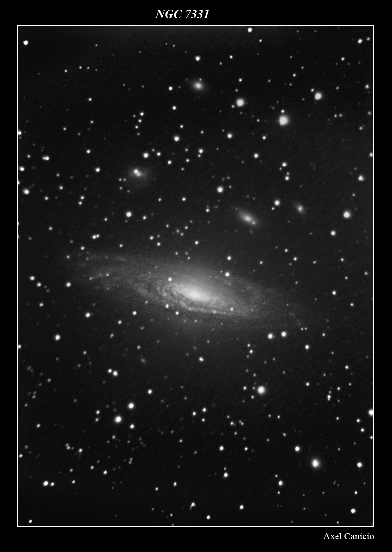 NGC7331-C11-Red3.3-30x(15s+30s+60s+120s+180s)-Cadre.jpg