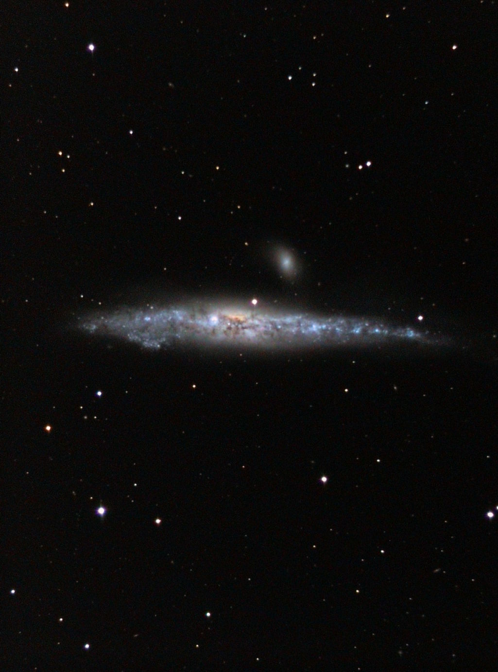 2013_04_16_NGC4631_14im_300s_SC200_Atik314_1.FTS_DxO%202_coul.jpg