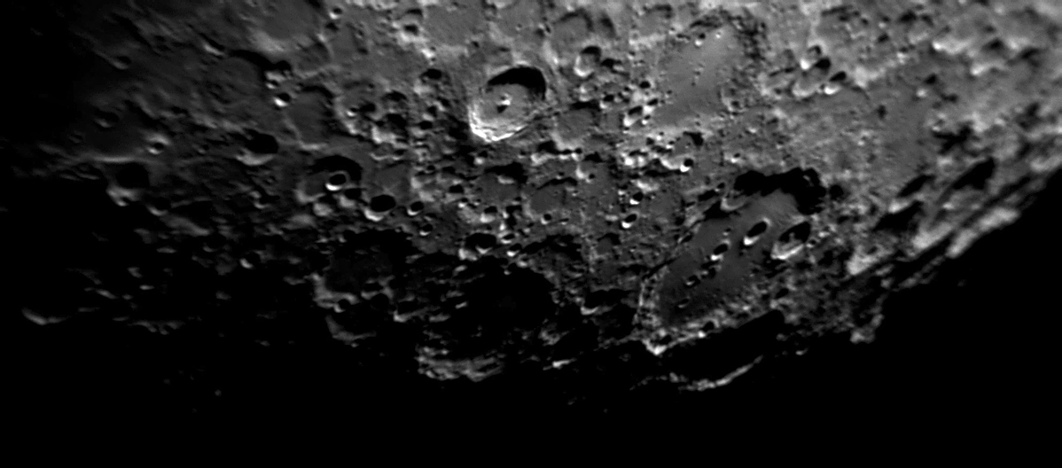 Clavius%202010%2004%2023_030b1NBa.jpg