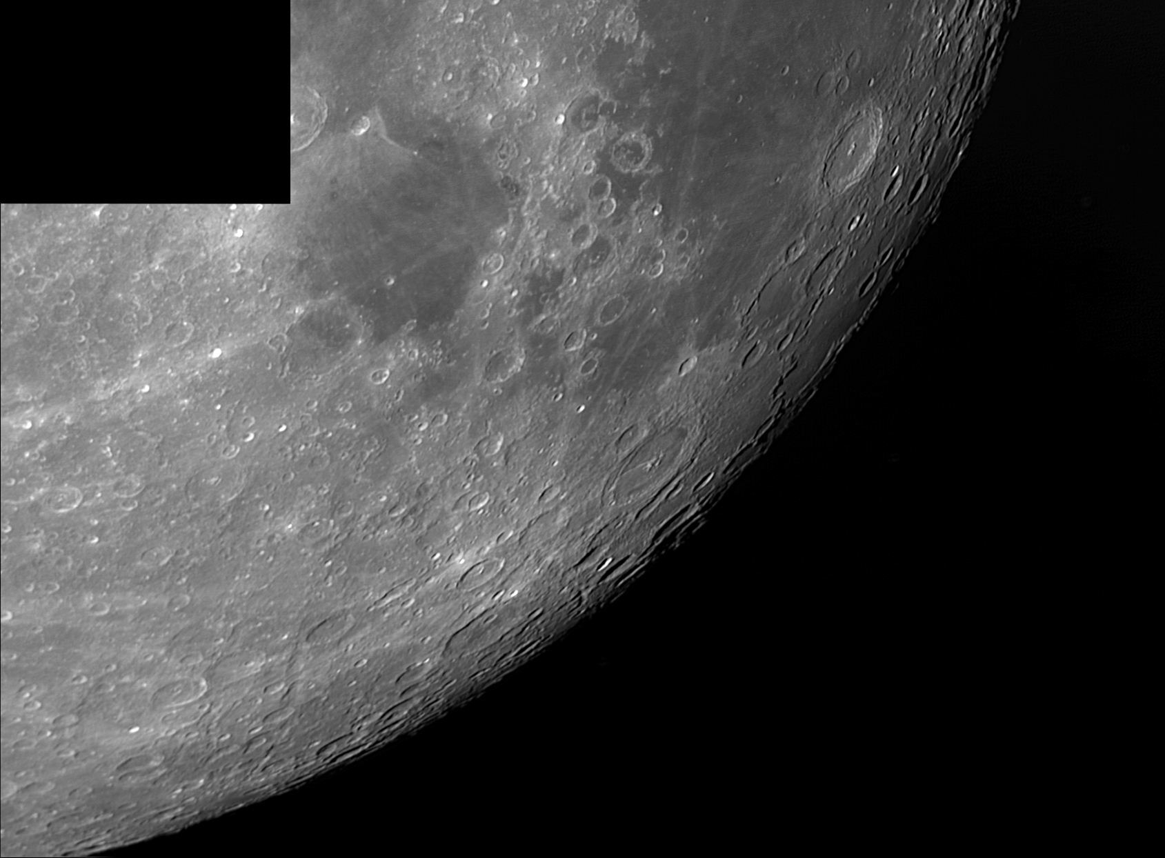 608936Moon051858051117ASF300lapl4ap304stitch.jpg