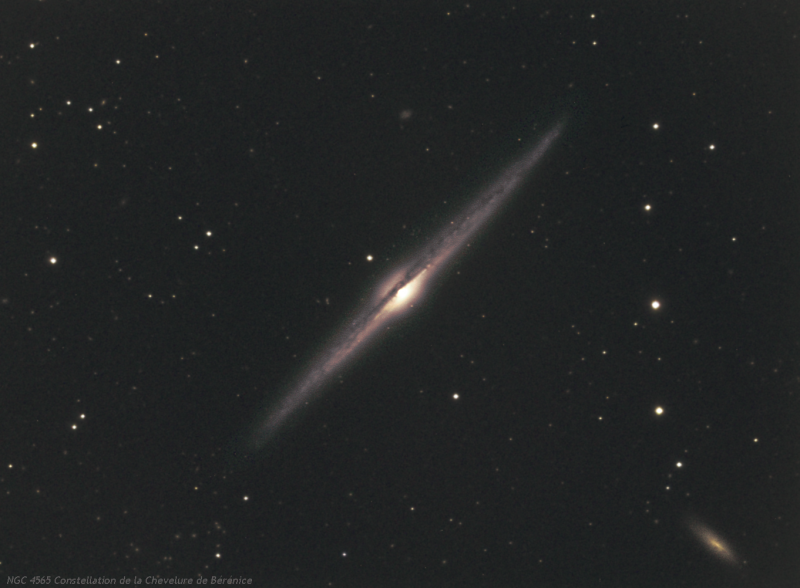 612729NGC4565ConstellationdelaCheveluredeBrnice.png