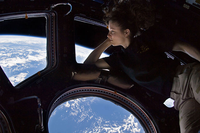 640px-Tracy_Caldwell_Dyson_in_Cupola_ISS.jpg