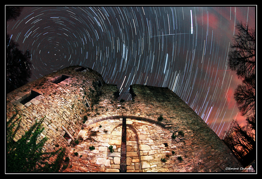 Startrail Chateau de Ranrouet