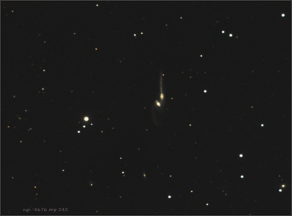 703187NGC4676CADRE.png